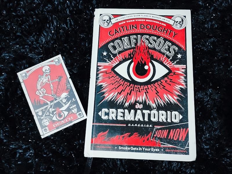 Resenha | Confissões do Crematório – Caitlin&nbsp;Doughty